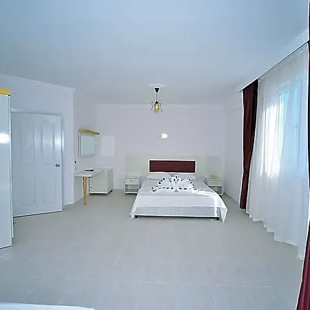Hotel Max Nova 3*