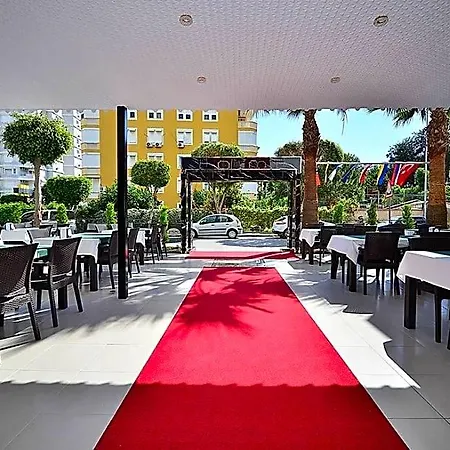 Max Nova Hotel